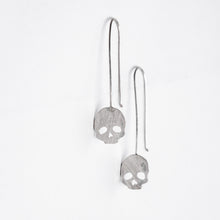 Load image into Gallery viewer, Hanging Skull Earrings